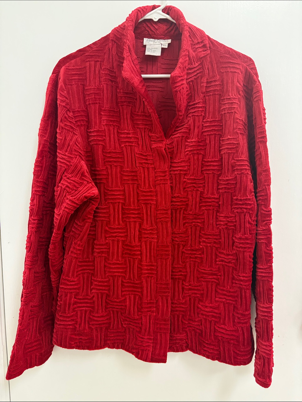 Venturing Red Textured Open-Front Women’s Top
